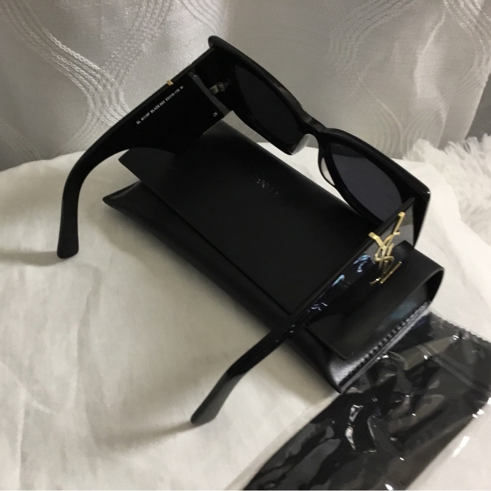 Saint Laurent Black Cat-Eye Sunglasses with Gold Logo Case - Picture 3 of 13